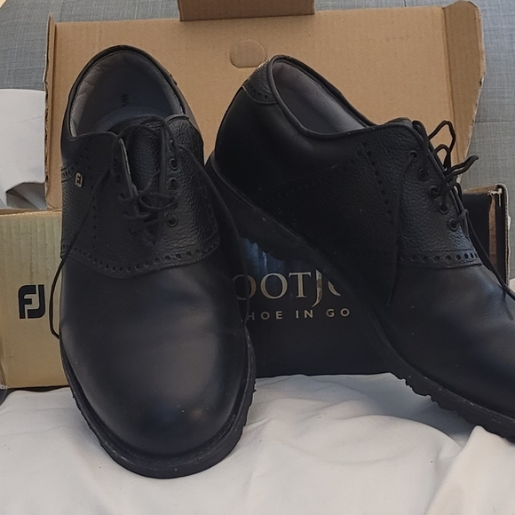 Vintage NEW FootJoy Classic Golf shoes - Picture 3 of 3